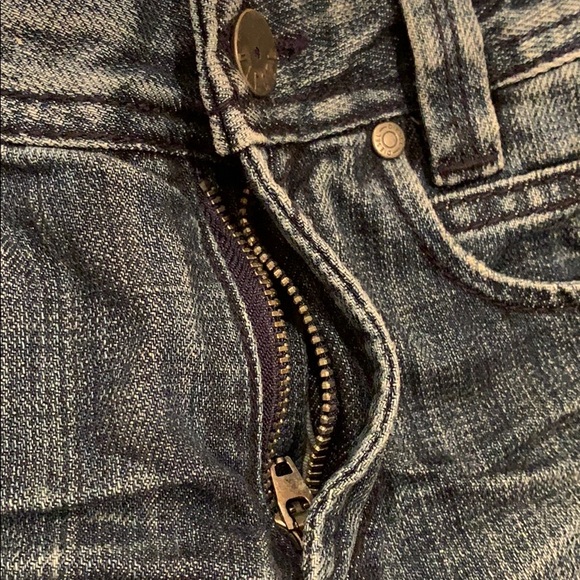 Diesel Jean shorts toddler girl - Picture 3 of 5